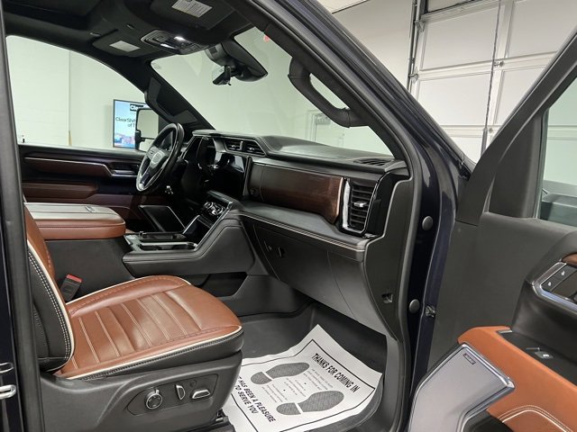 Used 2024 GMC Sierra 3500 Denali Ultimate image 58