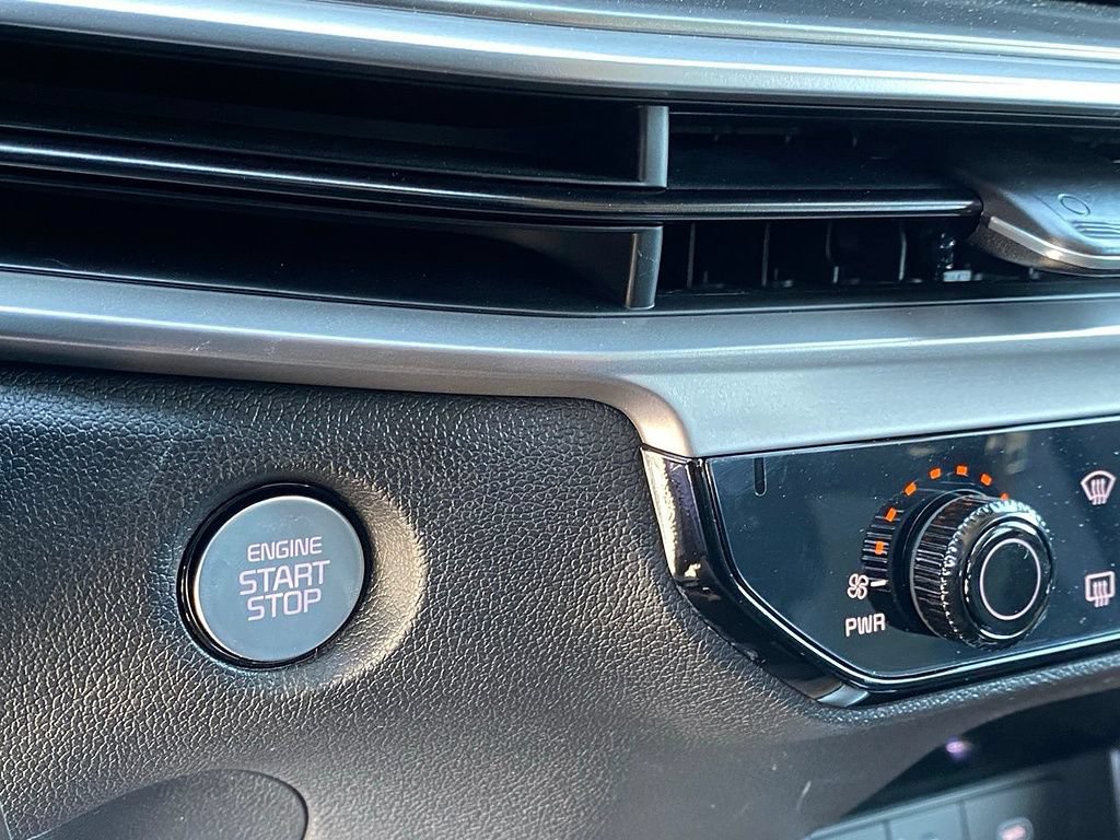 New 2026 Kia Sorento LX FWD image 18