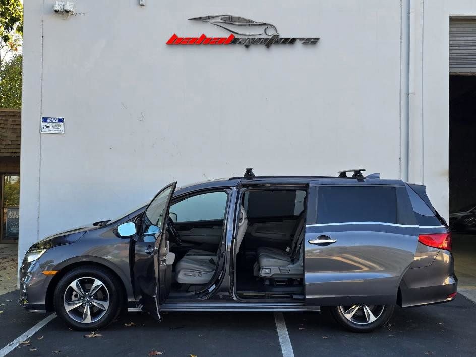 Used 2018 Honda Odyssey Touring image 5