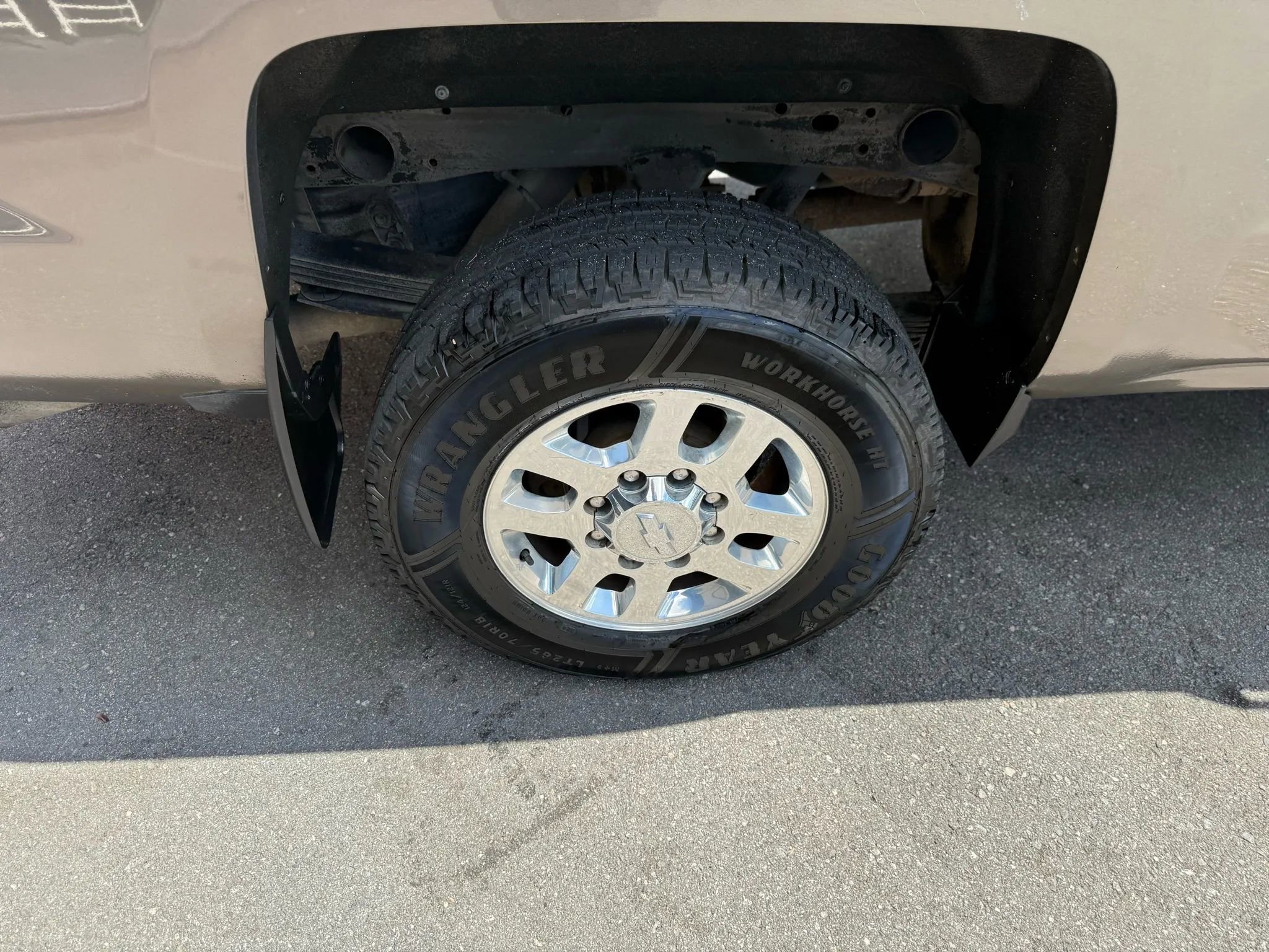 Used 2015 Chevrolet Silverado 2500 LTZ w/ LTZ Plus Package image 51