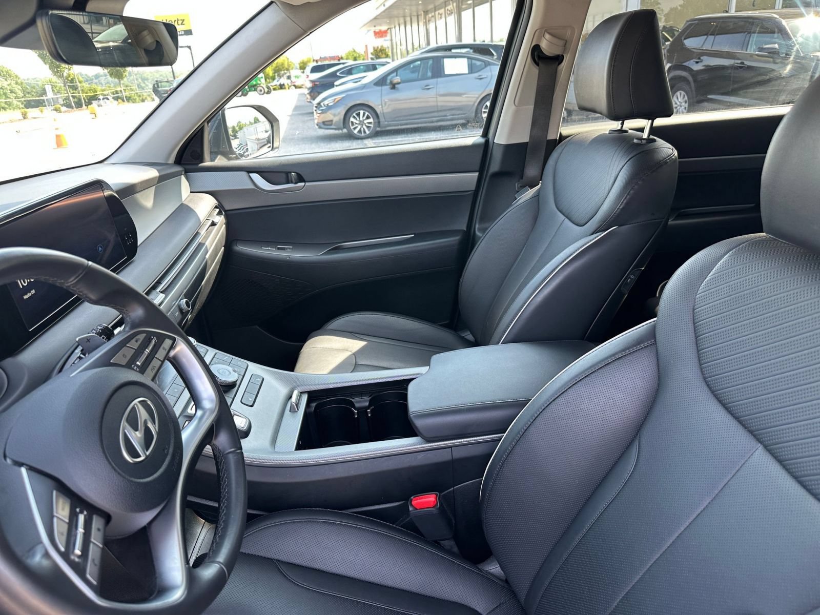 Used 2025 Hyundai Palisade SEL FWD image 30