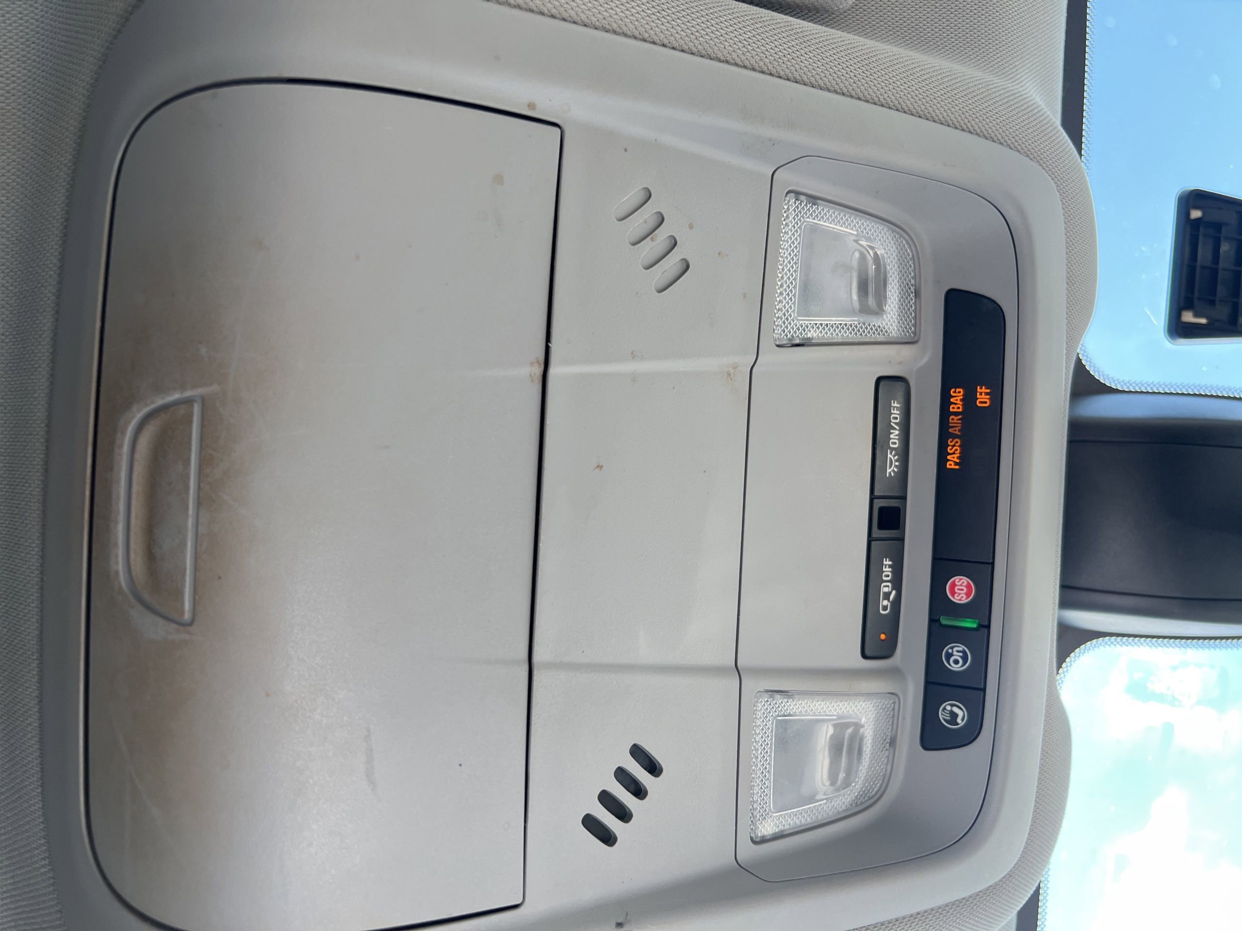 Used 2018 Chevrolet Equinox LS FWD image 15