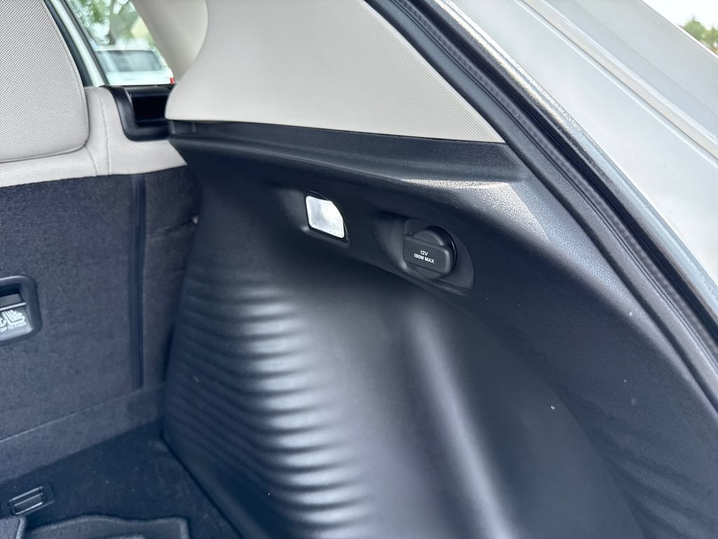 Certified 2025 Honda HR-V LX image 40