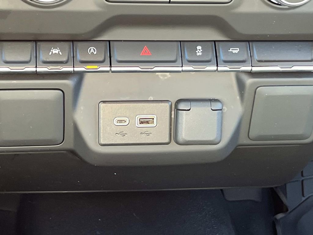 Used 2024 Chevrolet Silverado 1500 W/T w/ WT Value Package image 24