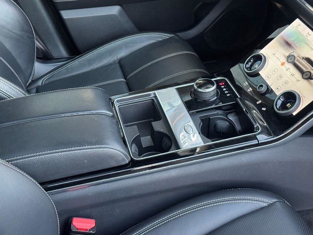 Used 2020 Land Rover Range Rover Velar S image 52