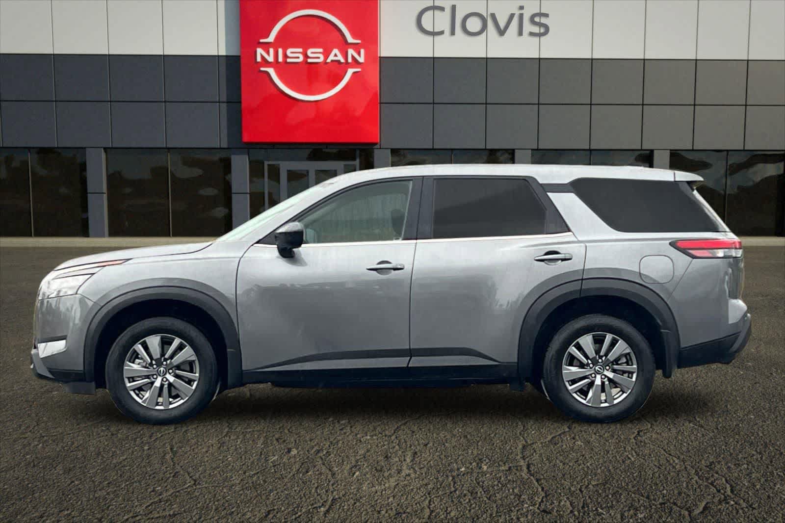 Certified 2025 Nissan Pathfinder S AWD/4WD image 6