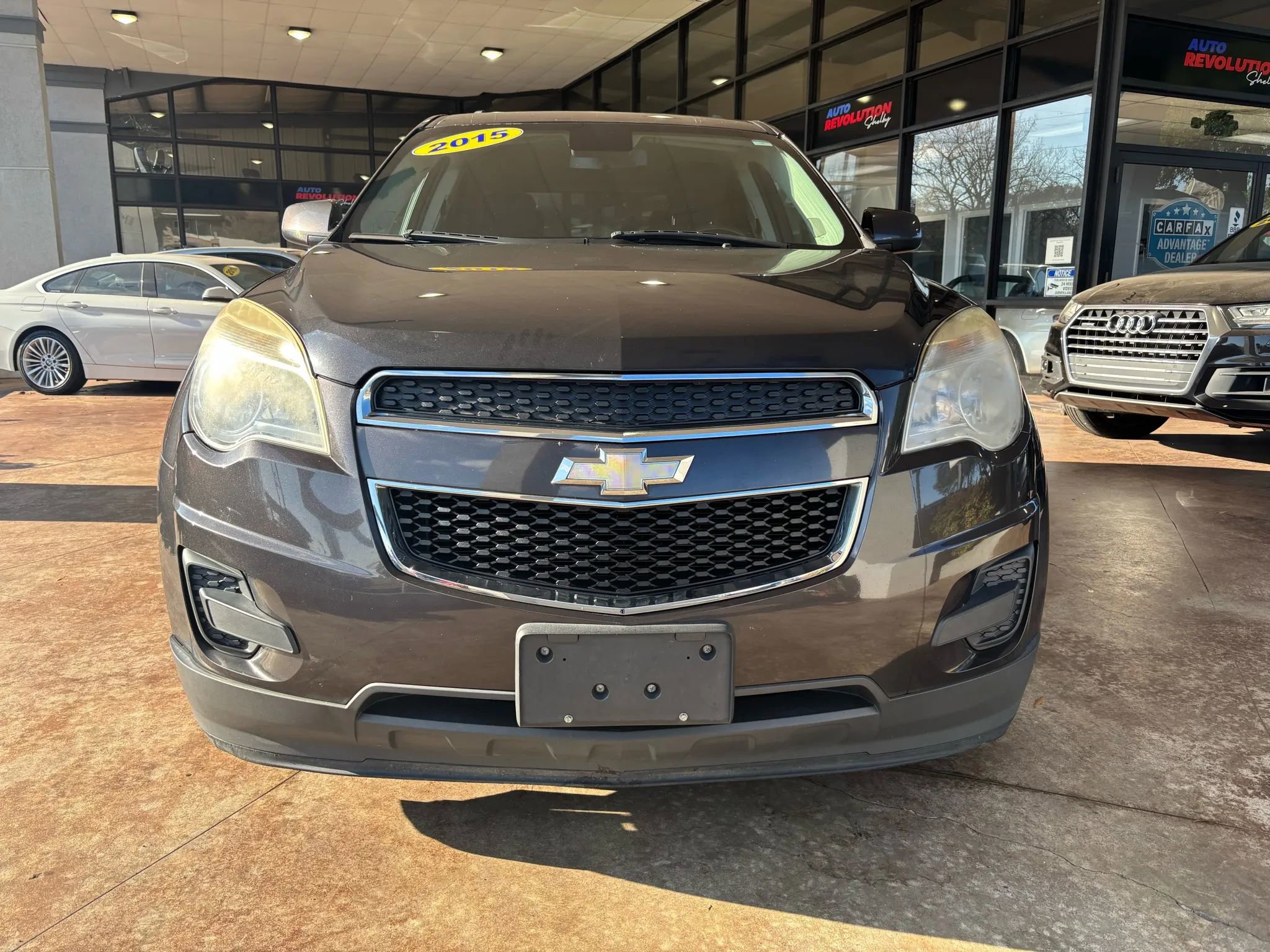 Used 2015 Chevrolet Equinox LT w/ Driver Convenience Package image 2