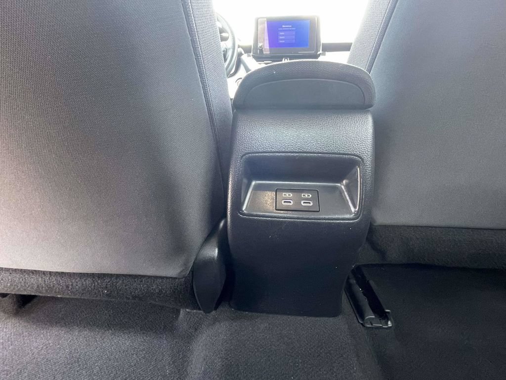 Used 2024 Toyota Corolla LE w/ LE Convenience Package FWD image 14