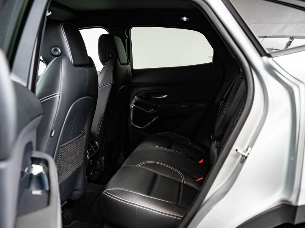 Used 2019 Jaguar E-PACE R-Dynamic SE image 43