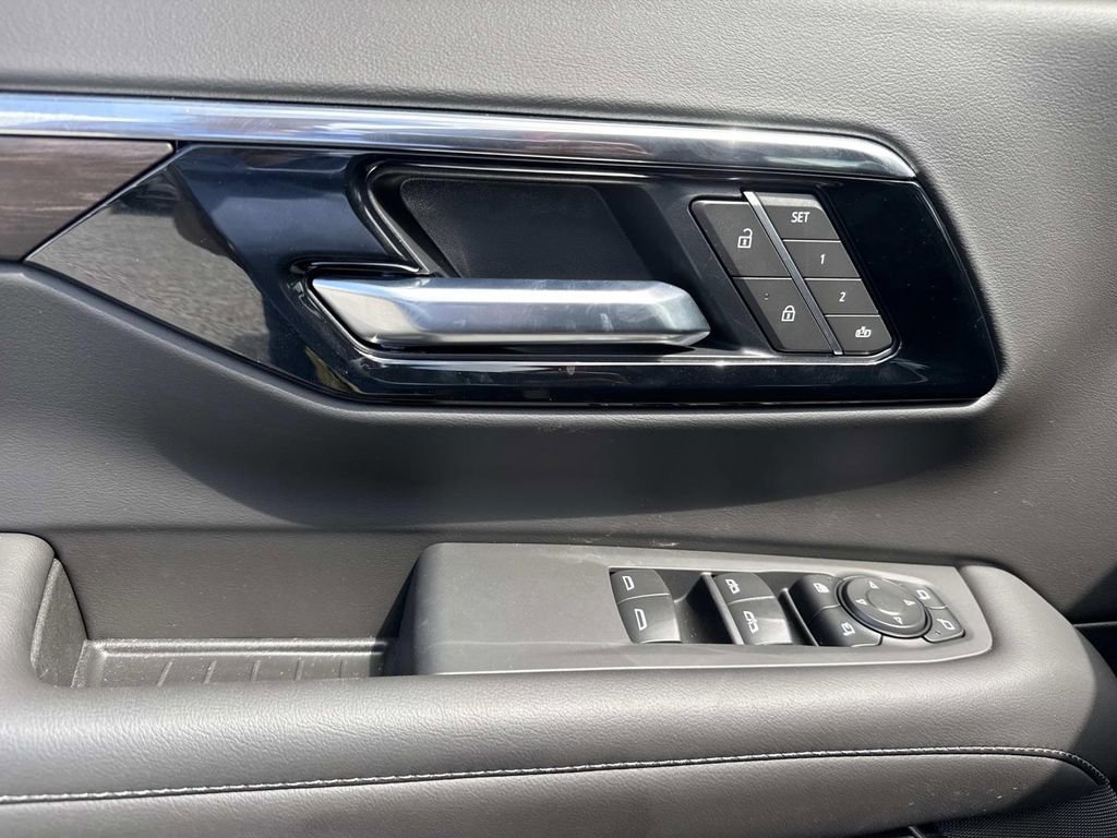 New 2026 Chevrolet Tahoe LT w/ Comfort Package image 19