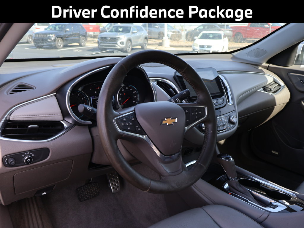 Used 2016 Chevrolet Malibu Premier w/ Driver Confidence Package II FWD image 5