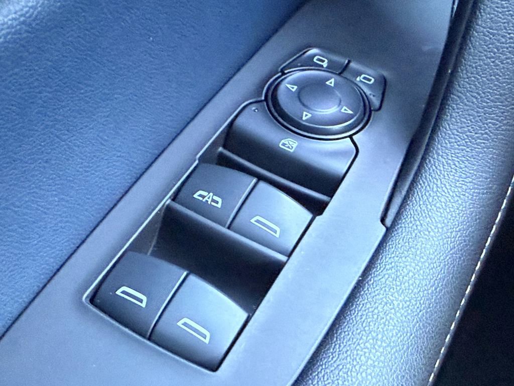 Used 2025 Chevrolet Blazer RS image 24