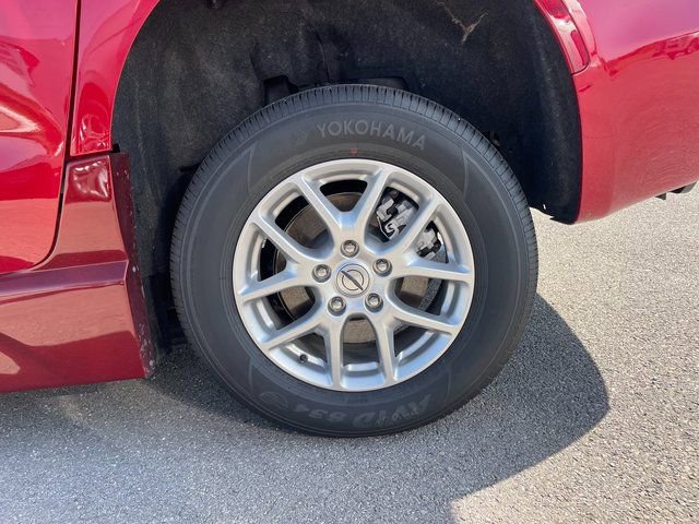 Used 2024 Chrysler Pacifica Touring image 22