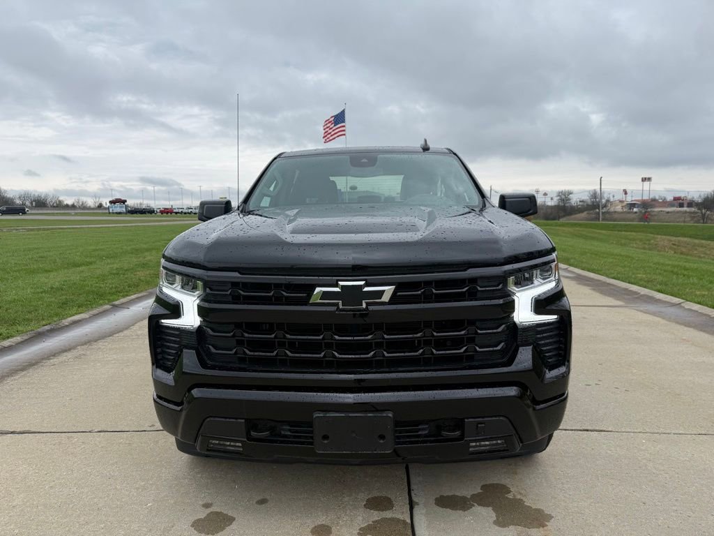 Used 2025 Chevrolet Silverado 1500 RST w/ LPO, Dark Essentials Package image 9