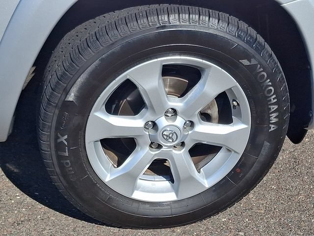 Used 2010 Toyota RAV4 Limited AWD/4WD image 8