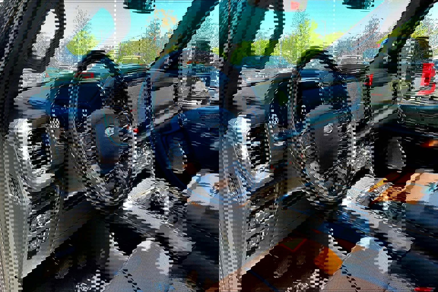 Used 2021 Ford F150 Platinum w/ Equipment Group 701A High image 13