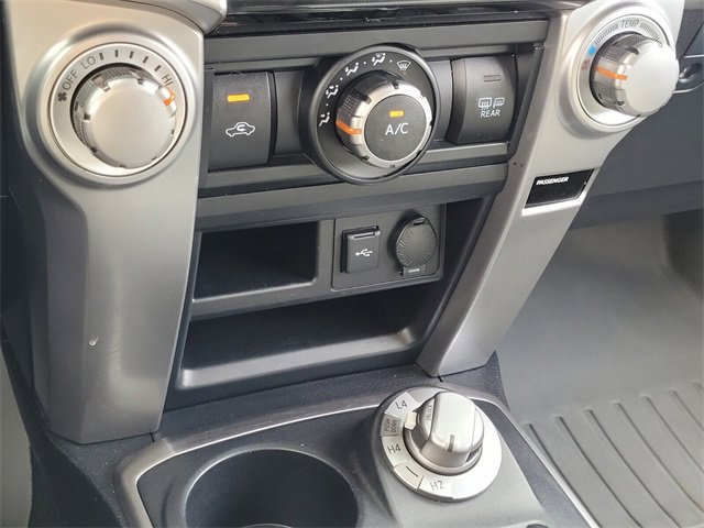 Used 2020 Toyota 4Runner SR5 image 20