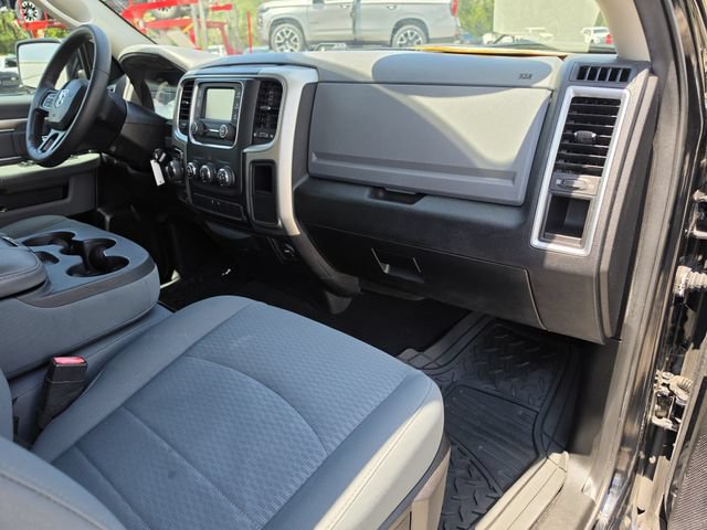 Used 2020 RAM 1500 Classic SLT AWD/4WD image 15