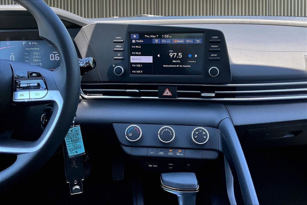 New 2026 Hyundai Elantra SE FWD image 8