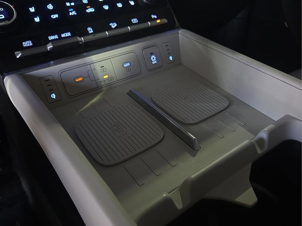 Used 2024 Hyundai Santa Fe Calligraphy image 21