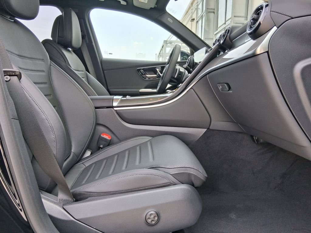 New 2026 Mercedes-Benz GLC 300 image 26