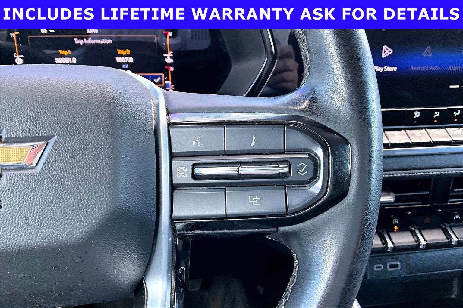 Used 2023 Chevrolet Colorado LT w/ LT Convenience Package AWD/4WD image 16
