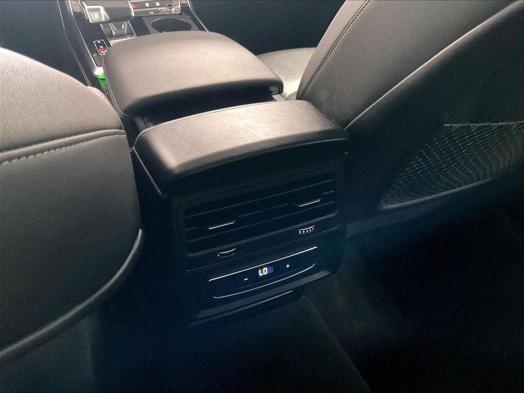 Used 2025 Audi Q7 3.0T Premium Plus AWD/4WD image 28