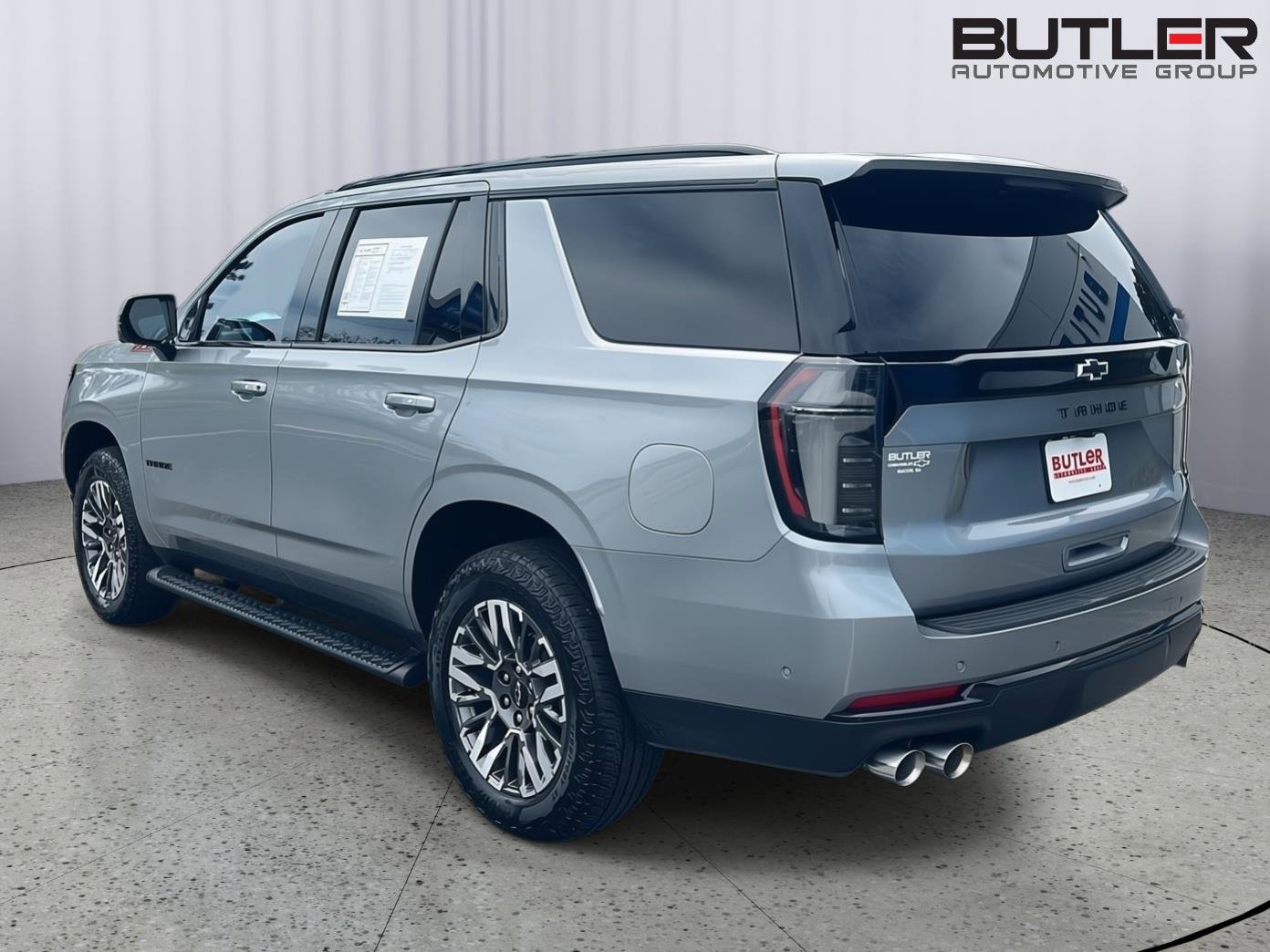 Used 2025 Chevrolet Tahoe Z71 w/ Z71 Off-Road Package AWD/4WD image 4