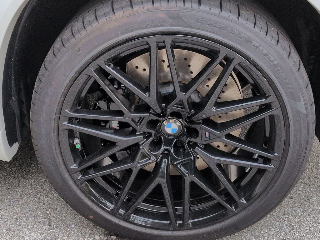 New 2026 BMW X5 M Competition w/ Executive Package AWD/4WD image 11