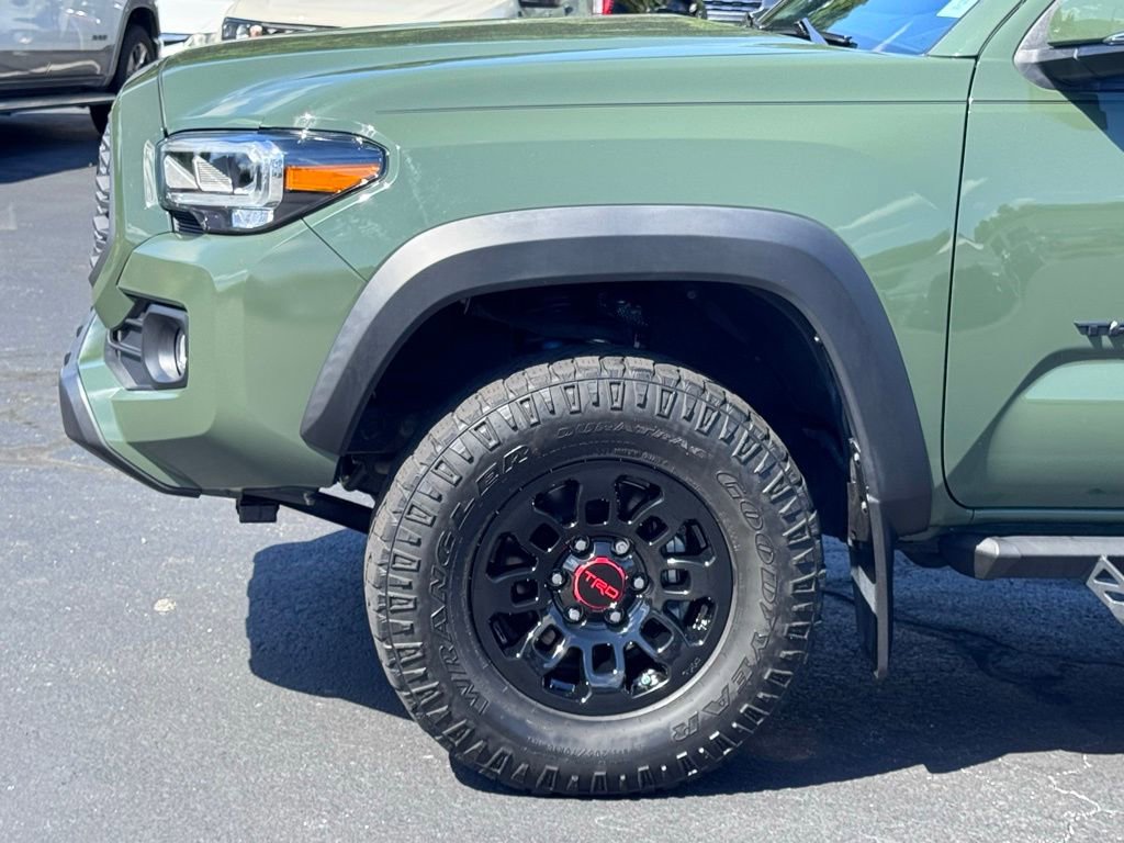 Used 2022 Toyota Tacoma TRD Off-Road AWD/4WD image 36