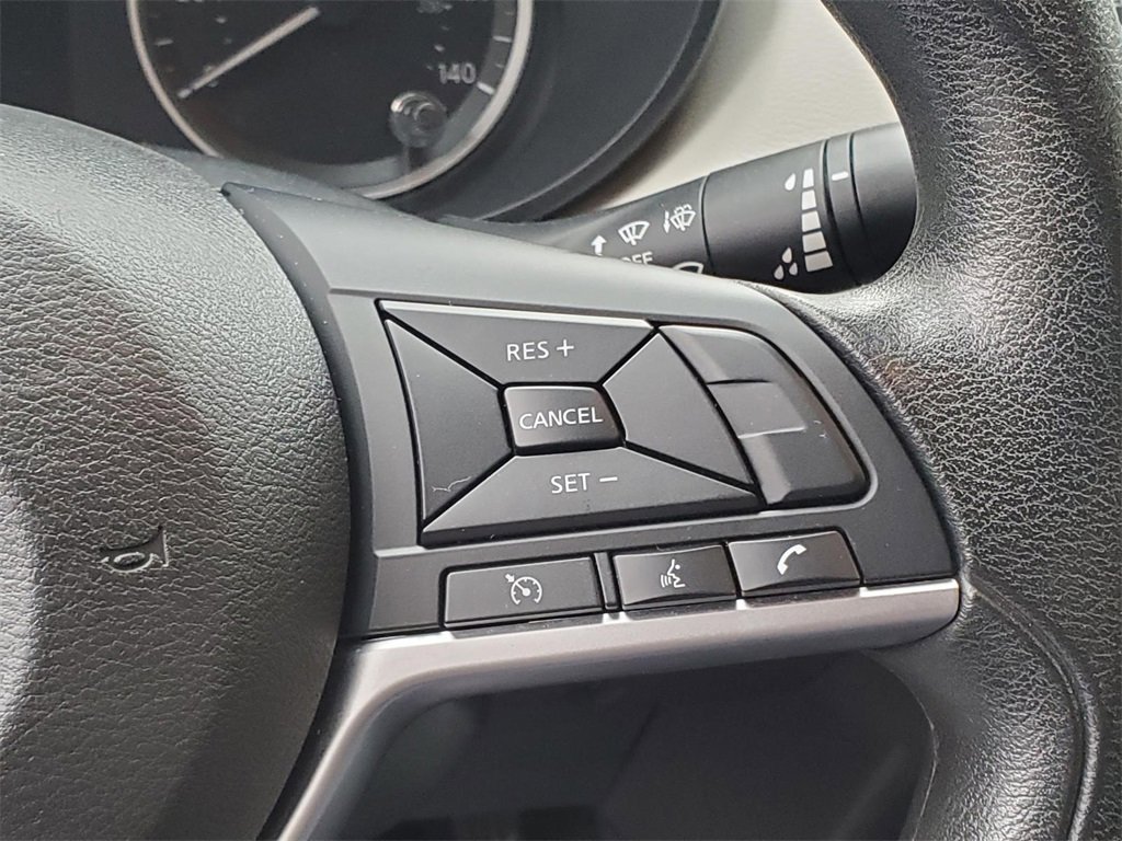 Certified 2022 Nissan Versa SV w/ Trunk Package image 23