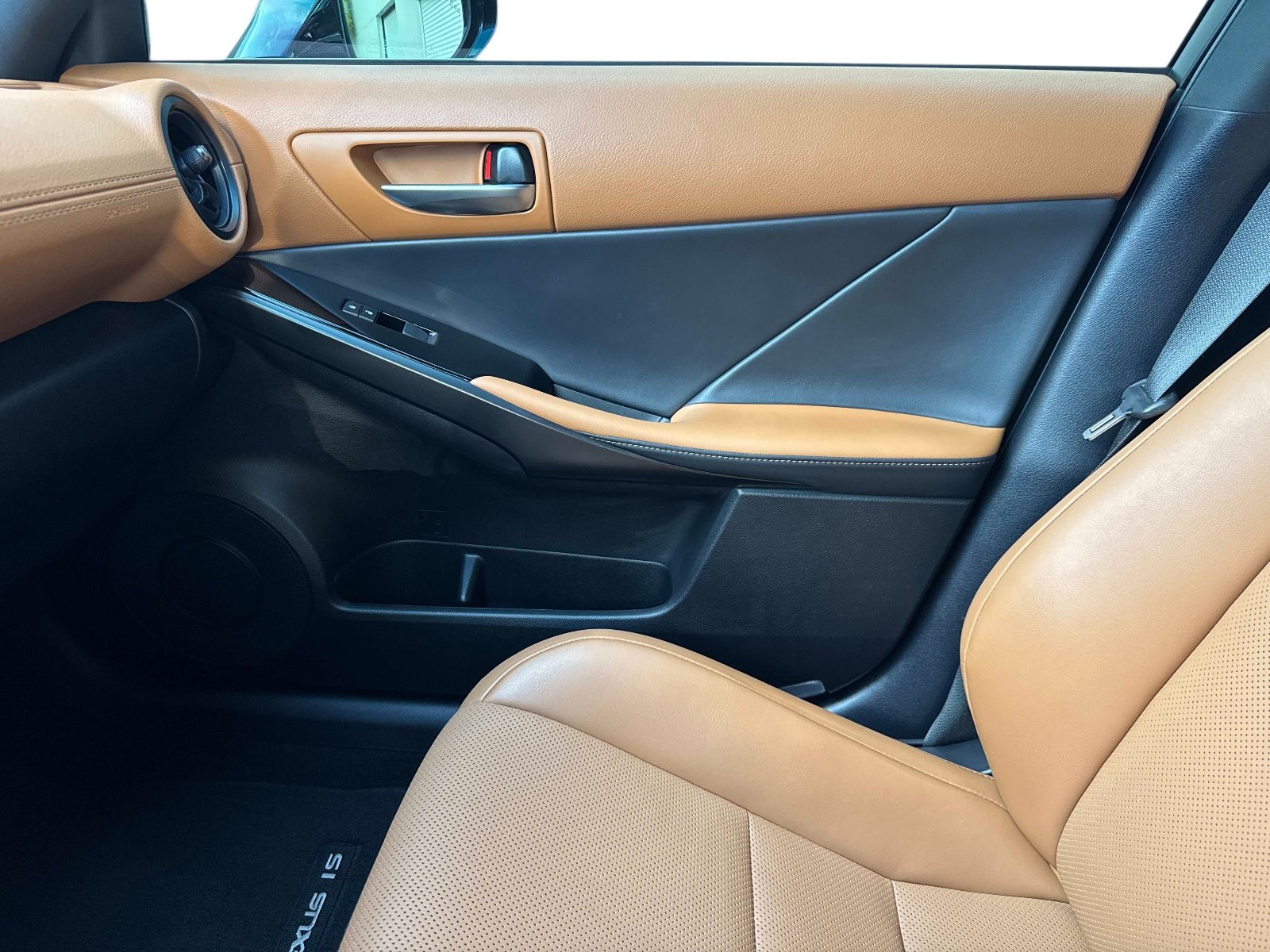 Certified 2024 Lexus IS 300 w/ Comfort Package RWD image 22