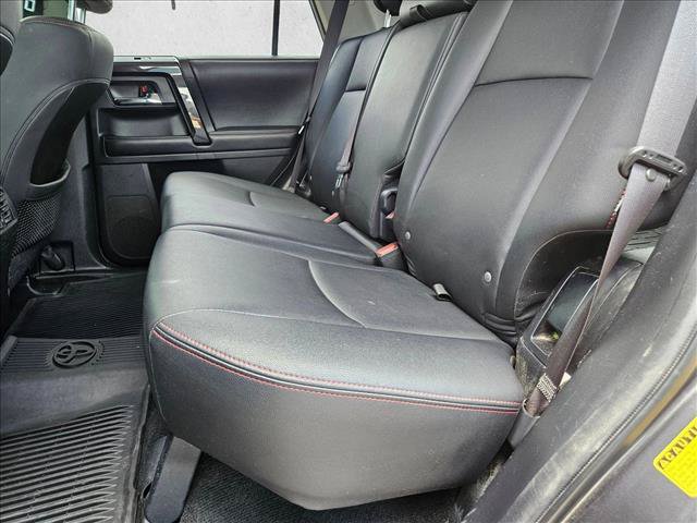 Used 2019 Toyota 4Runner TRD Off-Road Premium AWD/4WD image 17