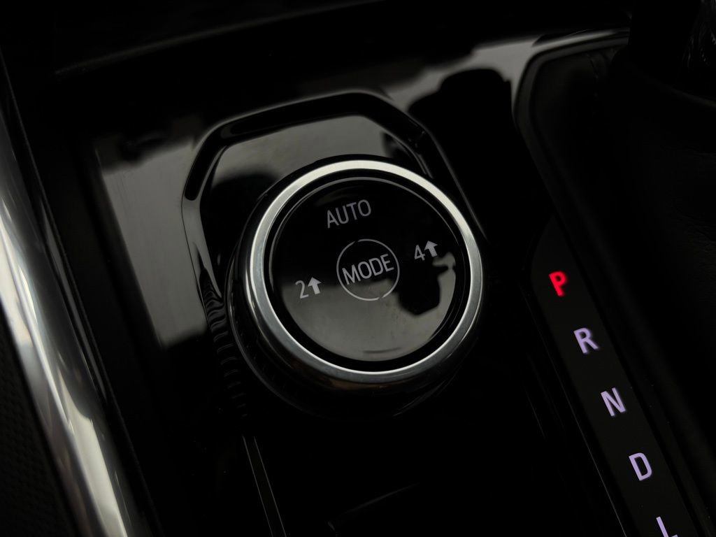 New 2026 GMC Canyon Elevation w/ Convenience Package image 25