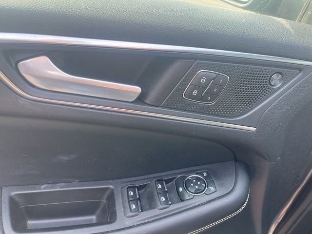 Used 2022 Ford Edge ST w/ Equipment Group 401A image 22