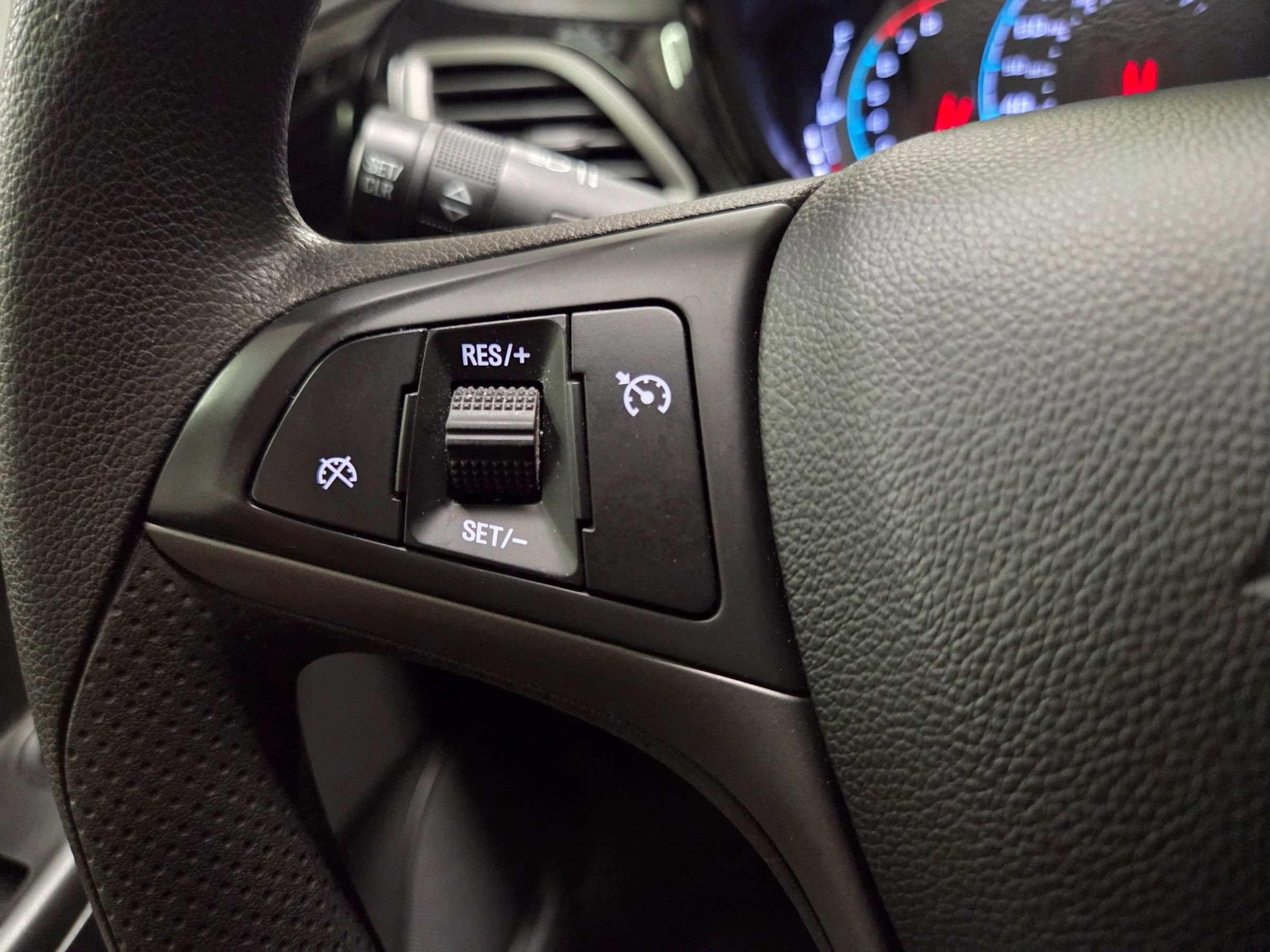 Used 2021 Chevrolet Spark LT FWD image 21
