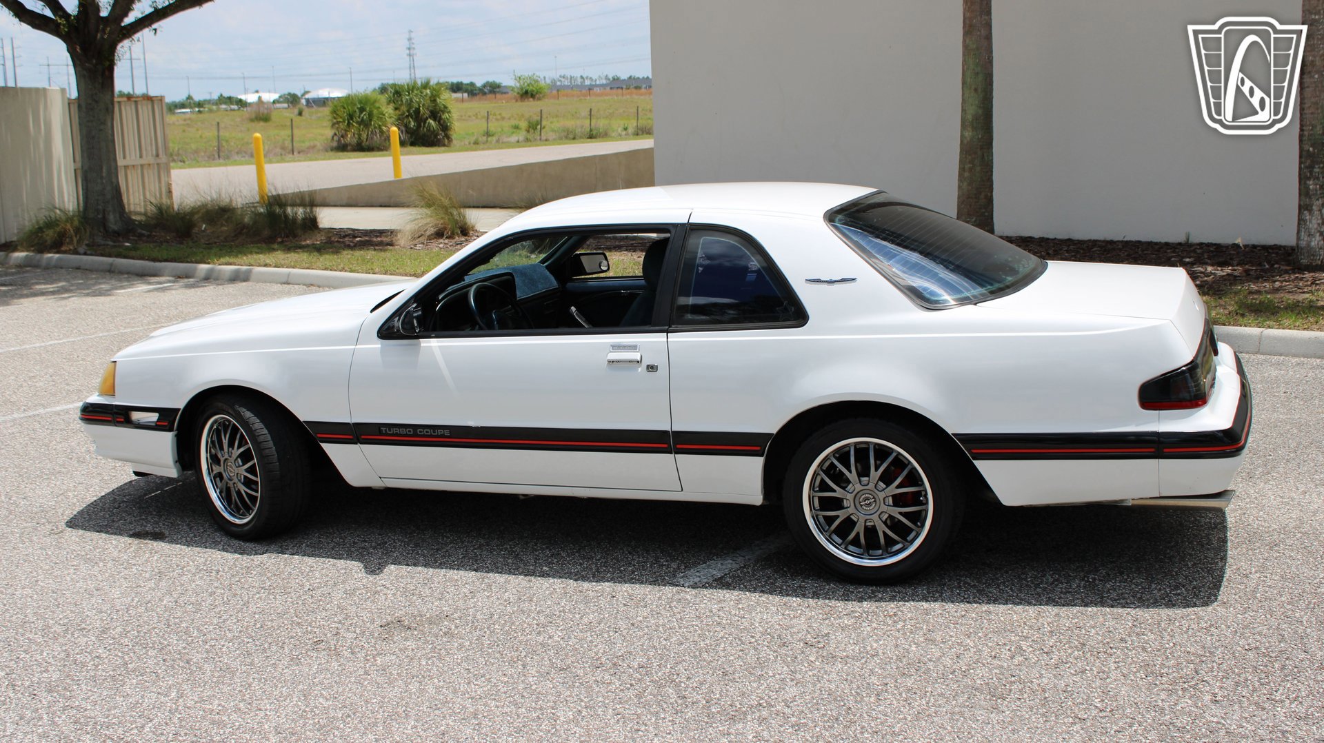Used 1988 Ford Thunderbird RWD image 14