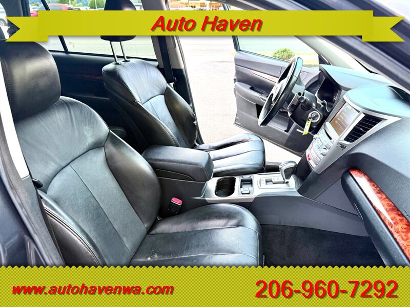 Used 2010 Subaru Outback 2.5i Limited w/ Protection Package 1A AWD/4WD image 11
