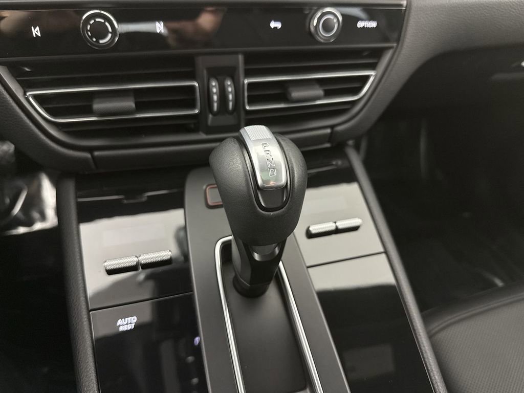Certified 2022 Porsche Macan GTS AWD/4WD image 33