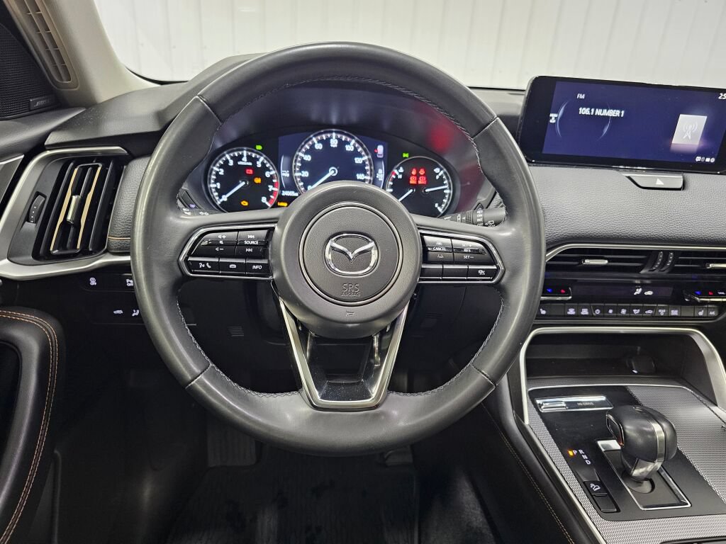Used 2024 MAZDA CX-90 3.3 Turbo w/ Premium Package AWD/4WD image 14