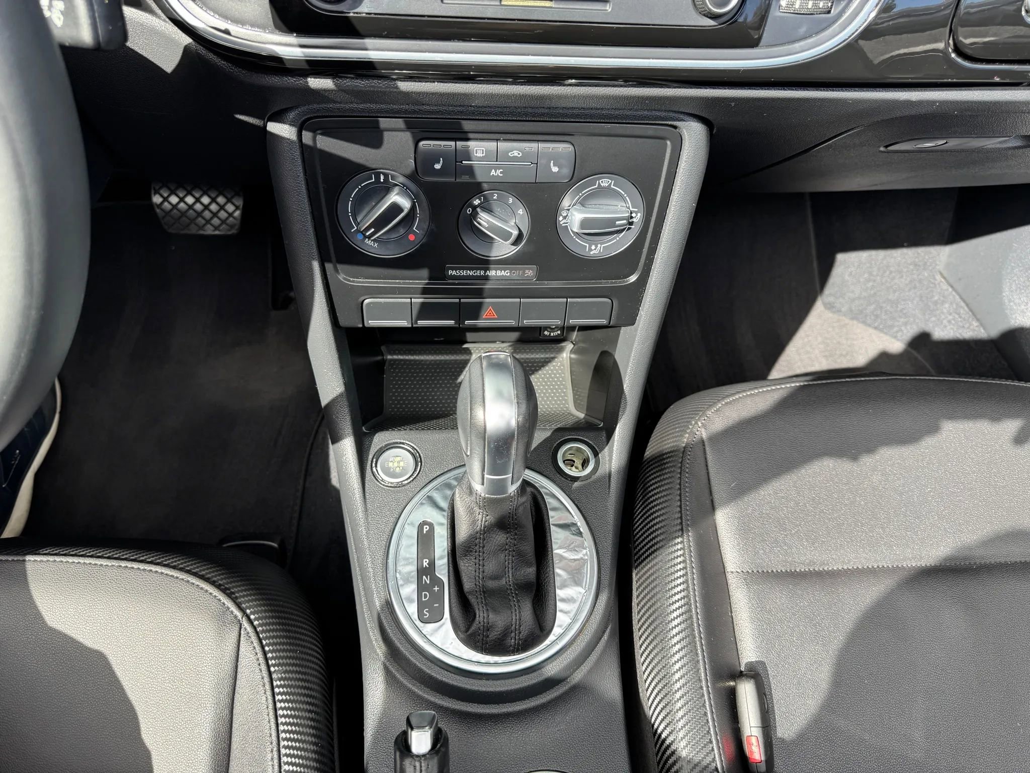 Used 2015 Volkswagen Beetle 1.8T image 15