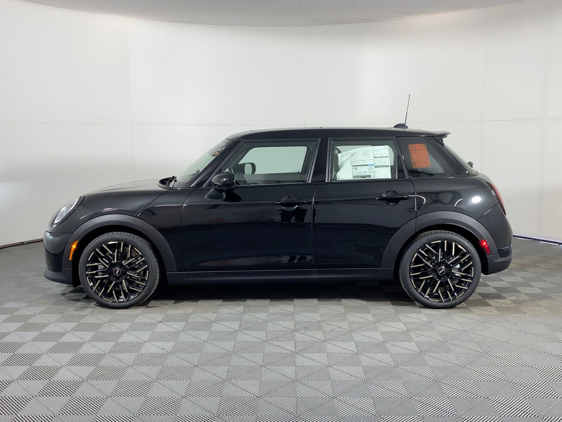 New 2026 MINI Cooper S image 2