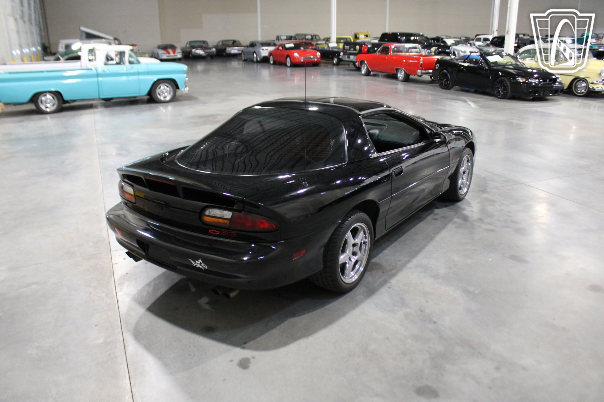 Used 2000 Chevrolet Camaro Z28 w/ SS Performance/Appearance Pkg RWD image 14