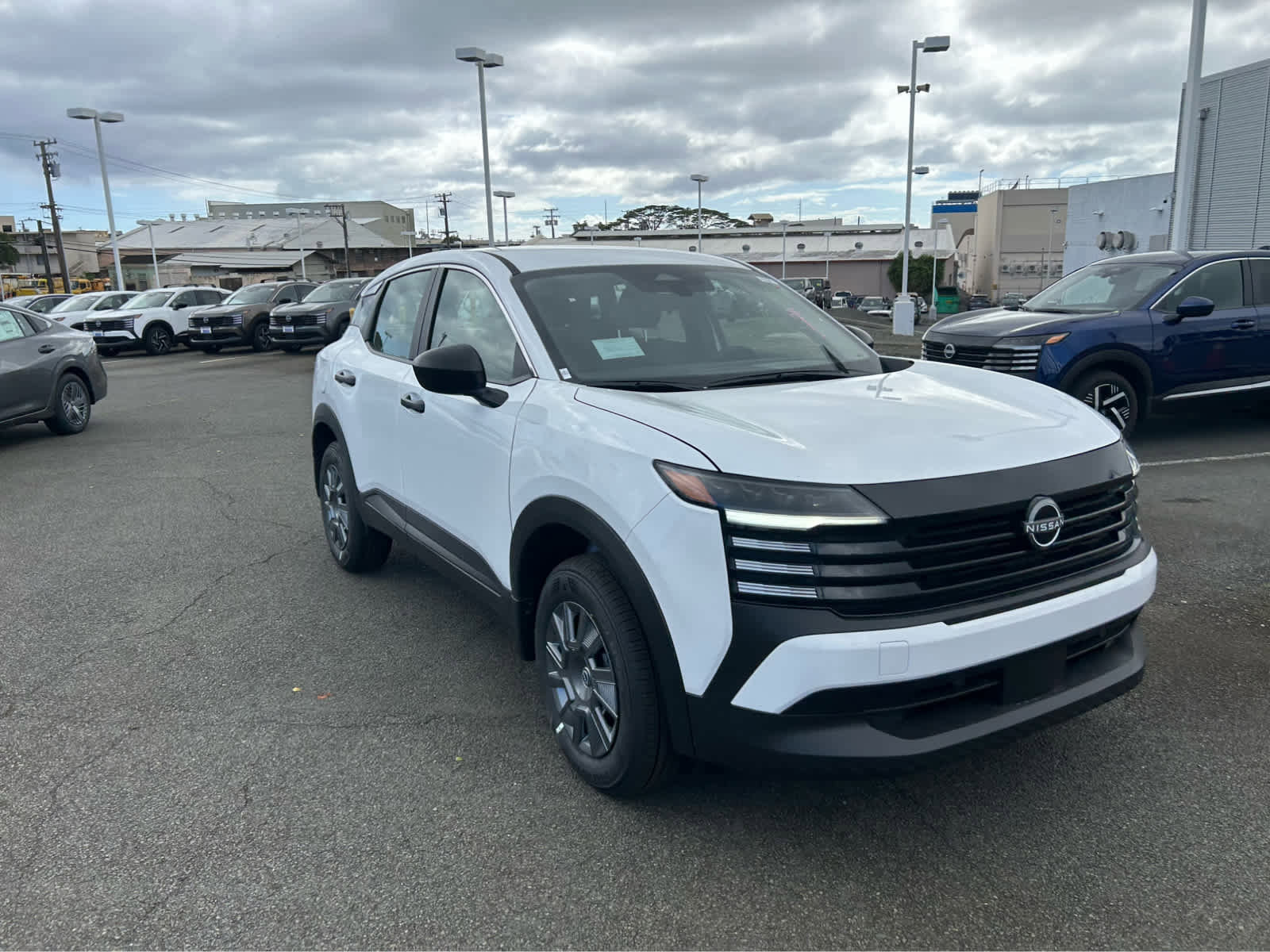New 2026 Nissan Kicks S image 2