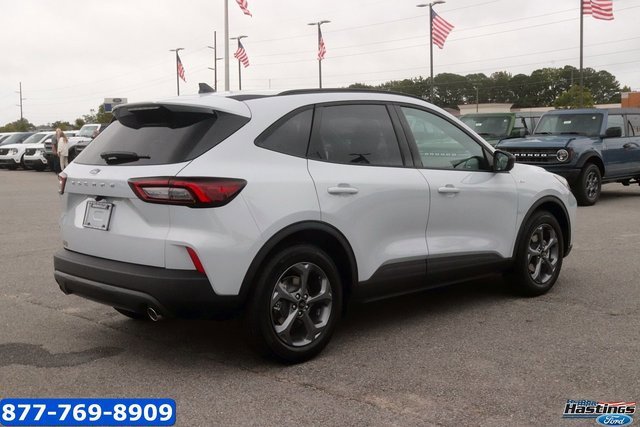 New 2026 Ford Escape ST-Line image 5