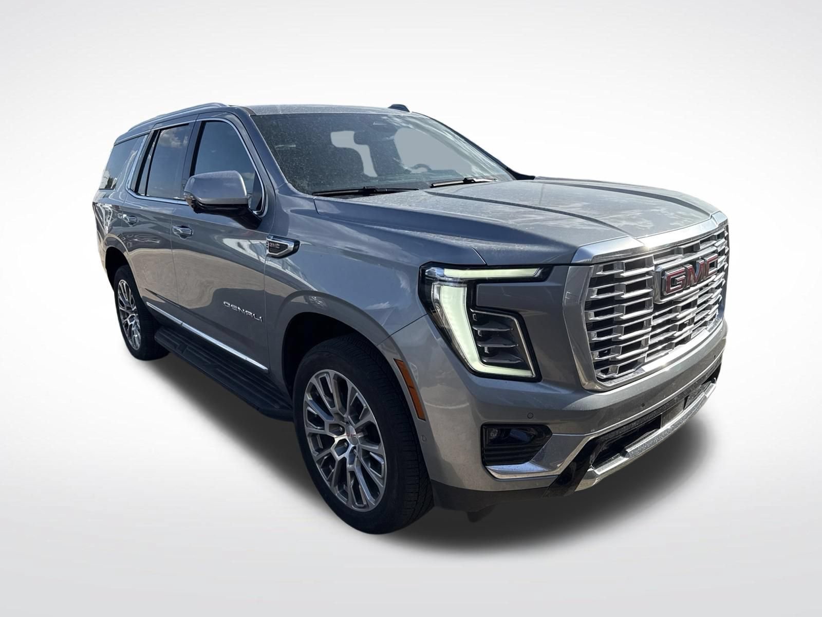 Used 2025 GMC Yukon Denali AWD/4WD image 3