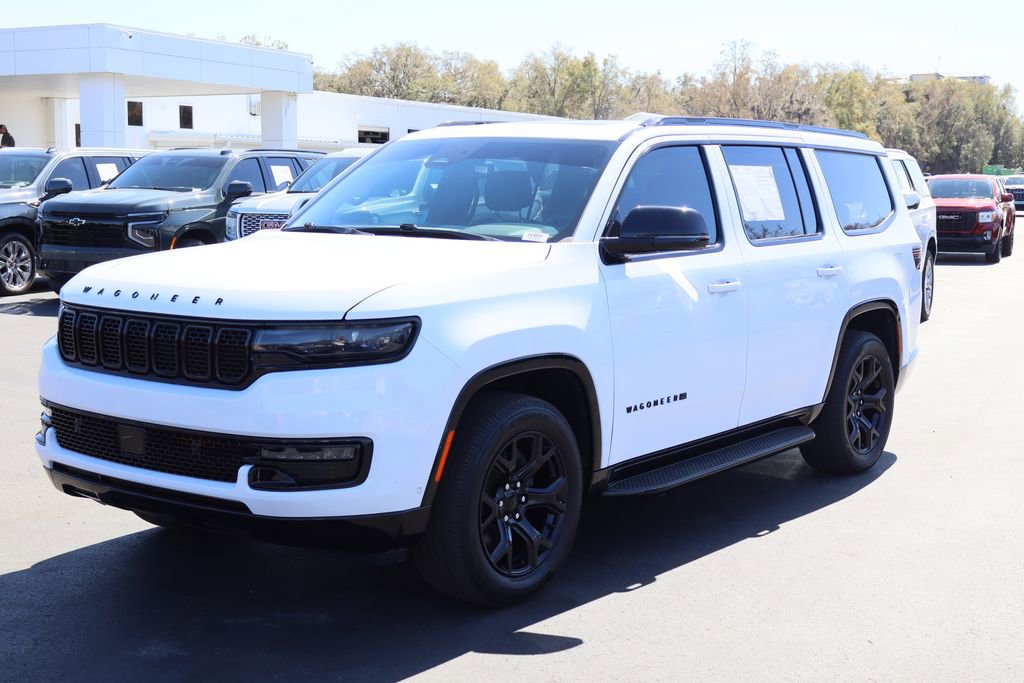Used 2023 Jeep Wagoneer Series II image 4