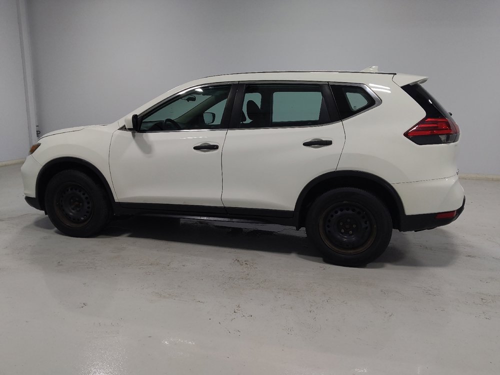 Used 2017 Nissan Rogue S AWD/4WD image 3