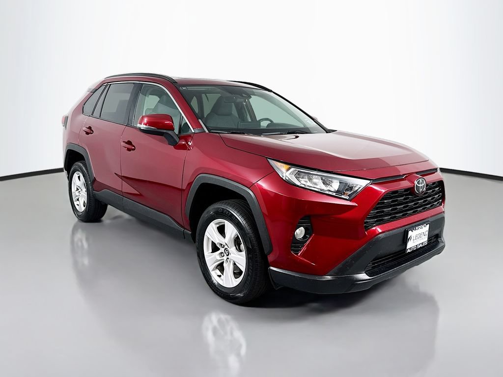 Used 2021 Toyota RAV4 XLE w/ Convenience Package AWD/4WD image 4
