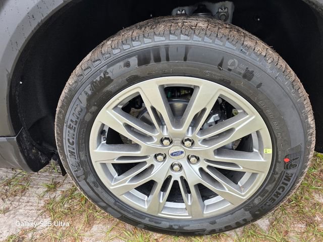 New 2026 Ford Explorer Platinum RWD image 35